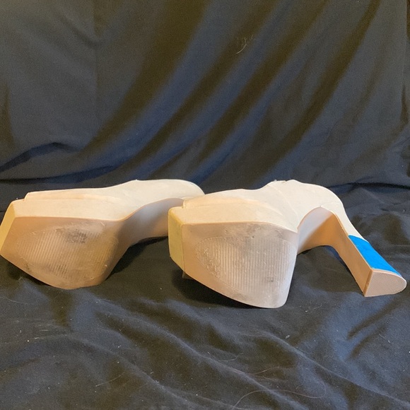 Faux suede peep toe - Picture 4 of 4